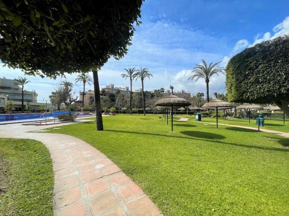 Belvilla By Oyo Apartment In Benalma¡Dena Benalmádena Exteriör bild